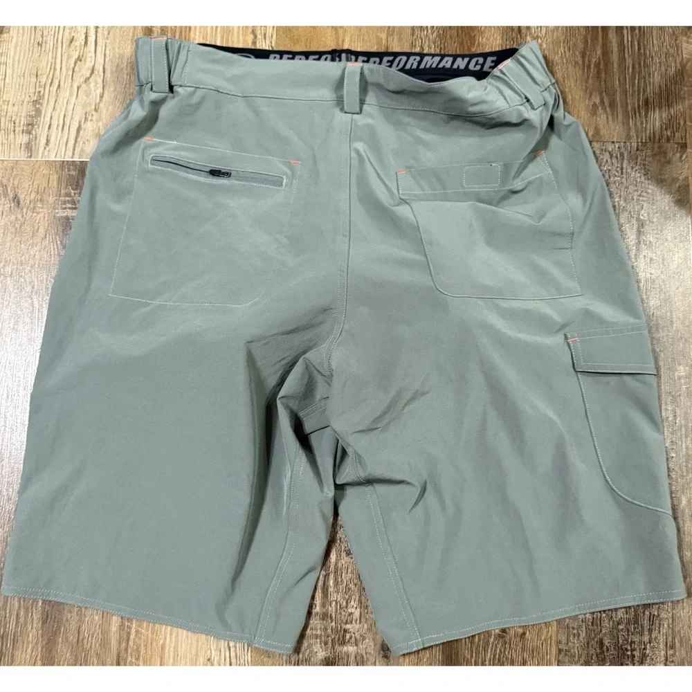 PERFORMANCE BIKE Shorts Sz Men XL Green Gray Cargo Pockets Removable Padding